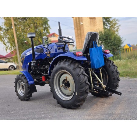 Трактор TERRA FORCE 255X 4x4 - повнопривідний із редукторними мостами, вага 1250 кг, колія 120 см, ГПК