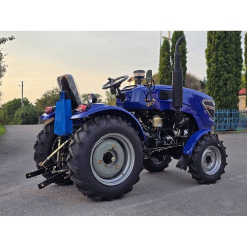 Трактор TERRA FORCE 255X 4x4 - повнопривідний із редукторними мостами, вага 1250 кг, колія 120 см, ГПК Трактор TERRA FORCE 255X 4x4 - повнопривідний із редукторними мостами, вага 1250 кг, колія 120 см, ГПК