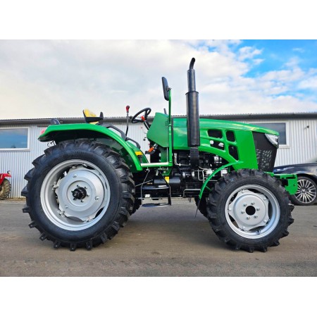 Трактор TERRA FORCE 554XL 4х4, у стилі John Deere, 50 к.с, реверс, новий дизайн, 2150кг, Євронавіска на клешнях Трактор TERRA FORCE 554XL 4х4, у стилі John Deere, 50 к.с, реверс, новий дизайн, 2150кг, Євронавіска на клешнях