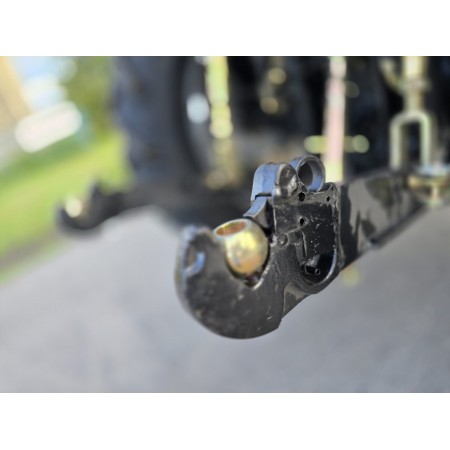 Трактор TERRA FORCE 555 HXR 50 к.с із реверсом, прижимна євронавіска, шини 28/20, вага 2050 кг, комресор