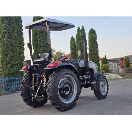 Трактор TERRA FENG 555X чорний, 50 к.с, повнопривідний, із дашком, компрессор, шини 28 Трактор TERRA FENG 555X чорний, 50 к.с, повнопривідний, із дашком, компрессор, шини 28