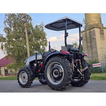 Трактор TERRA FENG 555X чорний, 50 к.с, повнопривідний, із дашком, компрессор, шини 28 Трактор TERRA FENG 555X чорний, 50 к.с, повнопривідний, із дашком, компрессор, шини 28