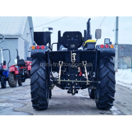 Міні-трактор KENTAVR 404SD, 4 циліндри, двохдискове зчеплення Міні-трактор KENTAVR 404SD, 4 циліндри, двохдискове зчеплення