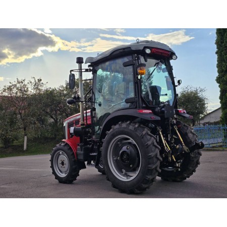 Трактор СКАУТ ТЕ-504СR із оновленою кабіною, реверсом, монітор із камерами 360, євронавіска на клешнях Трактор СКАУТ ТЕ-504СR із оновленою кабіною, реверсом, монітор із камерами 360, євронавіска на клешнях