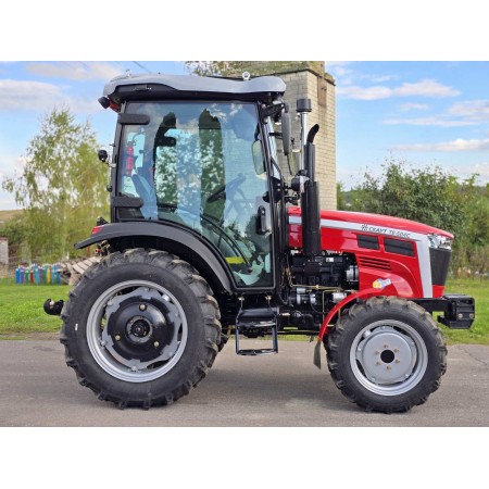 Трактор СКАУТ ТЕ-504СR із оновленою кабіною, реверсом, монітор із камерами 360, євронавіска на клешнях Трактор СКАУТ ТЕ-504СR із оновленою кабіною, реверсом, монітор із камерами 360, євронавіска на клешнях