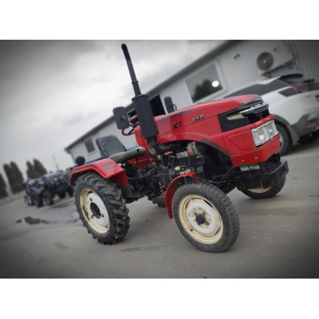 Вживаний трактор з пробігом СІНТАЙ 220 РК, 2 цилідндри, безремінний, 22 к.с. Доставка