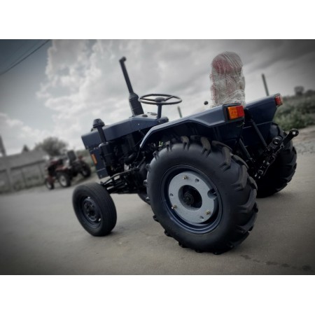 Вживаний безремінний китайський мінітрактор Сінтай Т-18 в ідеальному стані