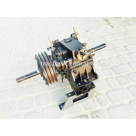 Коробка передач ПОКРАЩЕНОГО типу, 2х дискове зчеплення, подовжені полуосі, підсилене кріплення рами R180, R190, R195, ZS1100