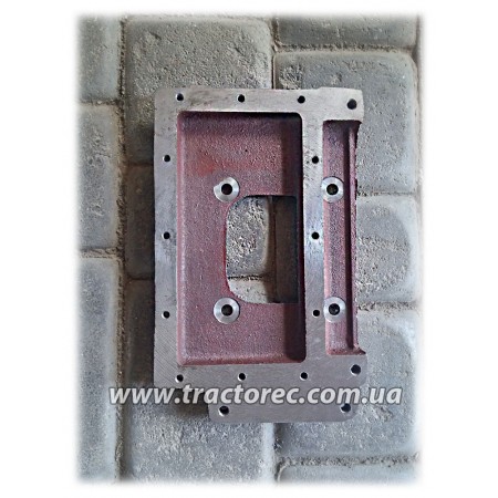 Перехідна пластина радіатора двигуна R180 (пластина базова, зєднуюча) Перехідна пластина радіатора двигуна R180 (пластина базова, зєднуюча)