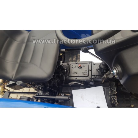 Трактор DongFeng DF-244E LUX, 3 цил, 24 к.с, НОВИЙ ДИЗАЙН, БЕЗКОШТОВНА ДОСТАВКА
